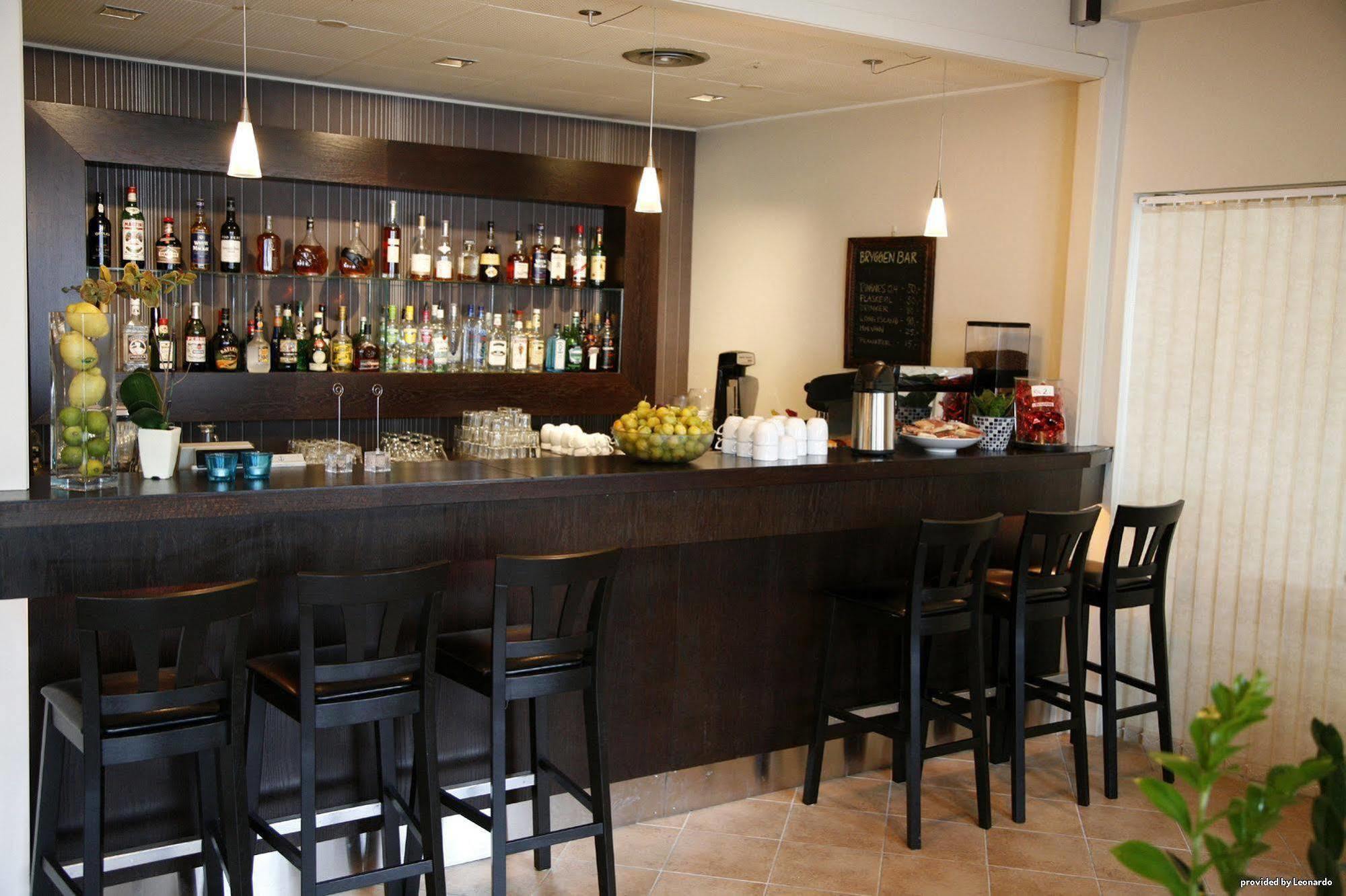 Nordfjord Hotell - Bryggen Nordfjordeid Restaurant photo